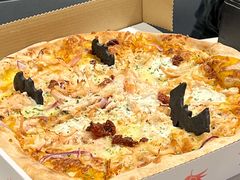 -城市大道红炉披萨烘焙坊