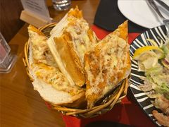 奶酪蒜蓉面包-申德勒加油站西餐厅Schindlers Tankstelle(上海外滩店)