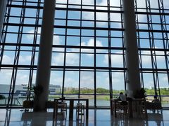 -海事大学图书馆(临港校区)