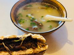 -烤鸭肉夹馍鸭汤店