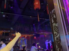 -喜鹊音乐酒馆(西街店)