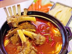 -沪小胖·小龙虾·蓝龙王(八佰伴店)