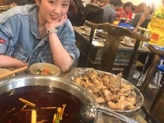 梭边鱼-肖肖酸萝卜鱼火锅(总店)