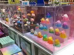-泡泡玛特POPMART(天环购物中心店)