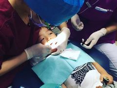 -瑞尔齿科(颐堤港诊所)