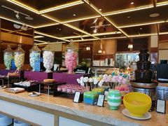 -大中华希尔顿酒店-念自助餐·嗨啤·小龙虾