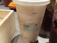 芋泥波波茶-喜茶(上海兴业太古汇店)