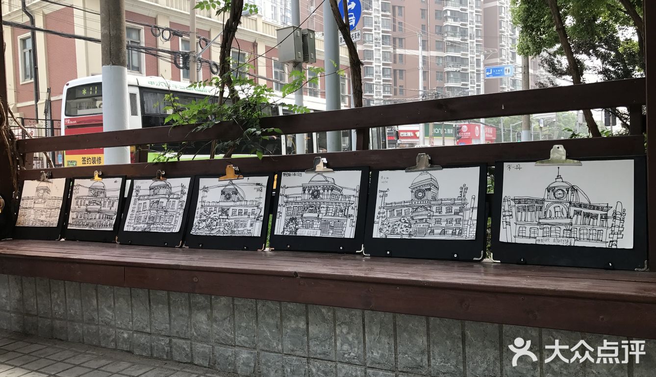 小小年纪画功高高 记录老上海历史