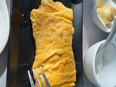 芝士俺列-亚洲国际大酒店·云顶阁旋转自助餐厅