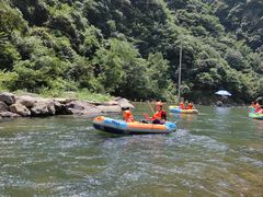 -安吉龙王山峡谷漂流