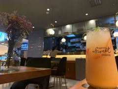 -POKEE VIA&Brunch·维娅(重庆来福士店)