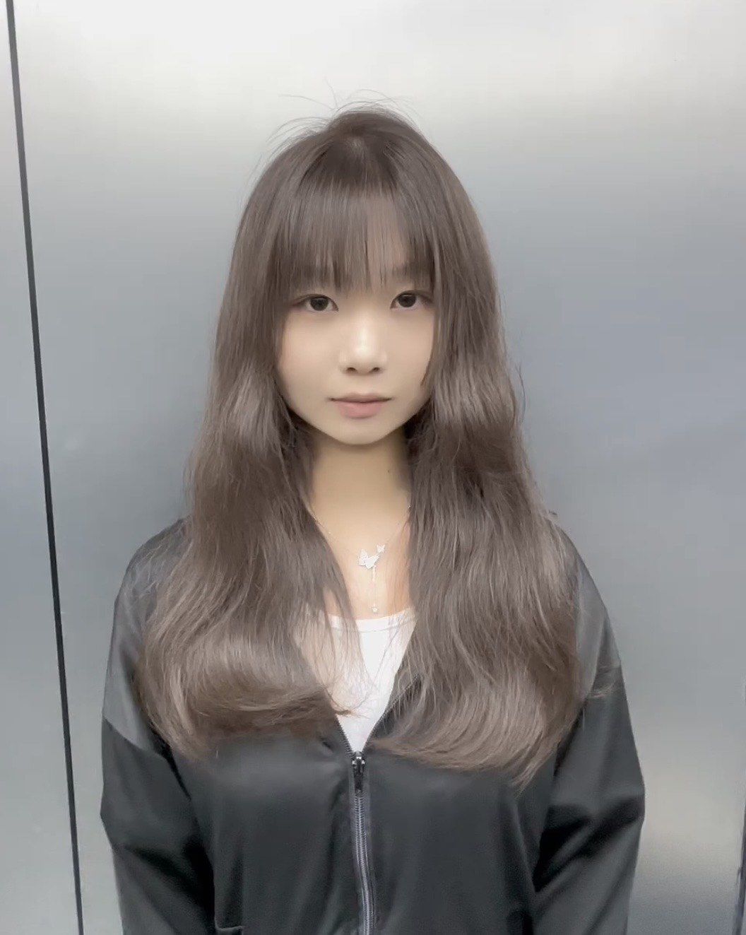 附近哪里做头发好 今日发型 灰棕色 发型推荐