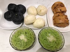 -李与白包子铺(桐梓林店)