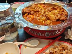 -胖哥俩肉蟹煲(济南世茂国际广场店)
