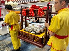 -聚春园自助餐厅(东街口店)