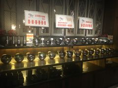 干净整洁的调料台-手选潮汕鲜活牛肉火锅(二七广场店)