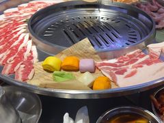 -哈哈碳都·牛肋条无限自助烤肉(宝龙店)