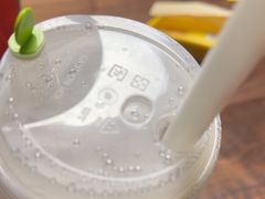 -奈雪的茶(湖滨银泰in77C区PRO店)