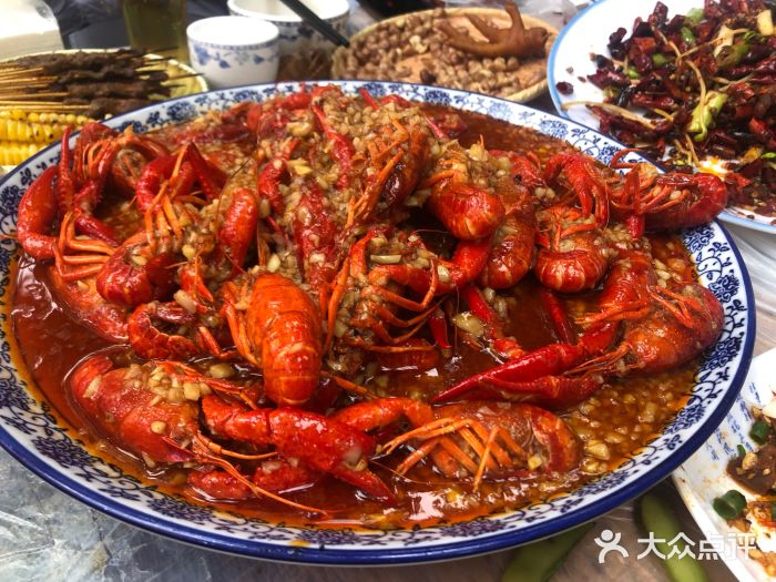 金渝海鲜烧烤万州烤鱼店图片