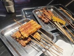 -马路牙子烧烤音乐酒馆(望京店)