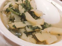 哈拉海炖土豆-蒙艾里民族传统菜蒙餐