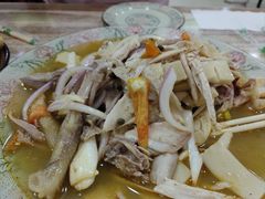 -犇犇肉饼(九方财富广场一座店)