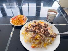 -特丰抓饭(莱茵庄园店)