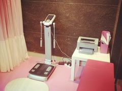 -思迈威健身(积玉桥万达店)