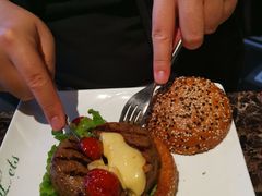 芝心牛肉汉堡-Lets burger非常汉堡·环球风味(蓝色港湾店)