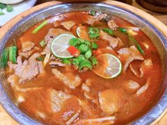 -老滇山寨•云南特色菜•地方菜•民族风情歌舞表演(金碧店)