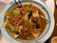 -万重锦·人文川菜馆(骡马市店)