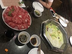 -佬土鹅肠火锅(解放路店)