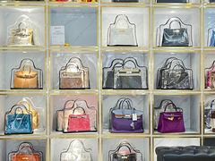 -奢物·巴黎站奢侈品回收寄售