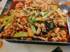 -蛙舍·炭烧牛蛙(东百中心店)