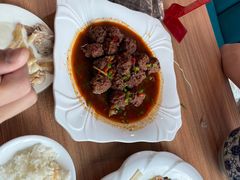 -白阿婆过油肉拌面·大盘鸡