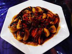 -亚黑亚炕锅农家美食(清水河店)