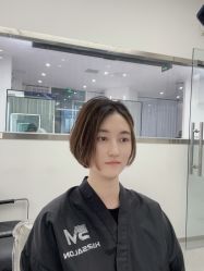 -5M HAIR SALON