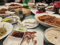 -凤凰园烤鸭店·唐山菜·传承花椒肉(老唐丰路店)