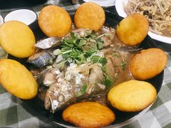 杂鱼贴饼子-华圆美食