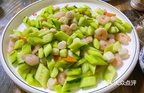 Stir-Fried Shrimp with Clams