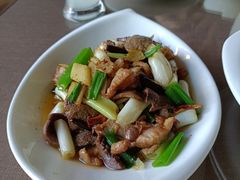 -湖泉水云间餐厅·弥勒地道菜(B座店)