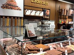 面包甜点陈列柜-Laderach 莱德拉(上海环贸iapm店)