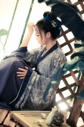 -九月鹰飞汉服摄影工作室