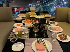 -宝利来国际大酒店-凤凰阁旋转餐厅