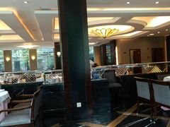 -御花园·粤菜·海鲜火锅(中山公园店)