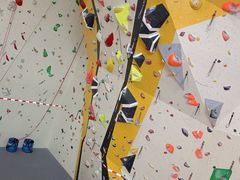 -问山MountQuest攀岩馆