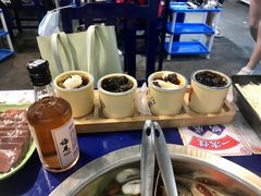 -马路边边串串香(苗栗路店)