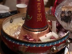 -毛辣果·贵州红酸汤牛肉火锅(西单店)