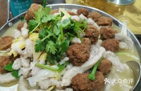 Slippery Pork and Pea Pot