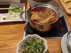 香苑麻辣红汤锅-德香苑脆皮烤鸭·经典(爱融荟城店)